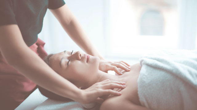 Le studio Ammatéa à Bruz vous propose son offre de massages bien-être et coaching privé pour femmes 